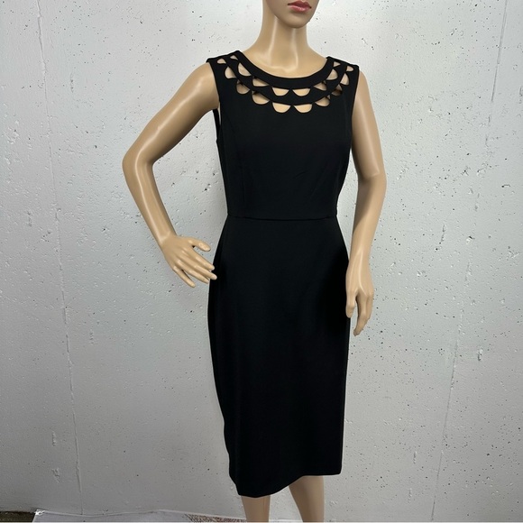 Ann Taylor Women’s size 0 Black Sheath Cutout Scallop Neck Dress NEW - Picture 2 of 13
